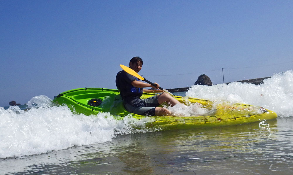 こんな波でも楽しんじゃおう〜