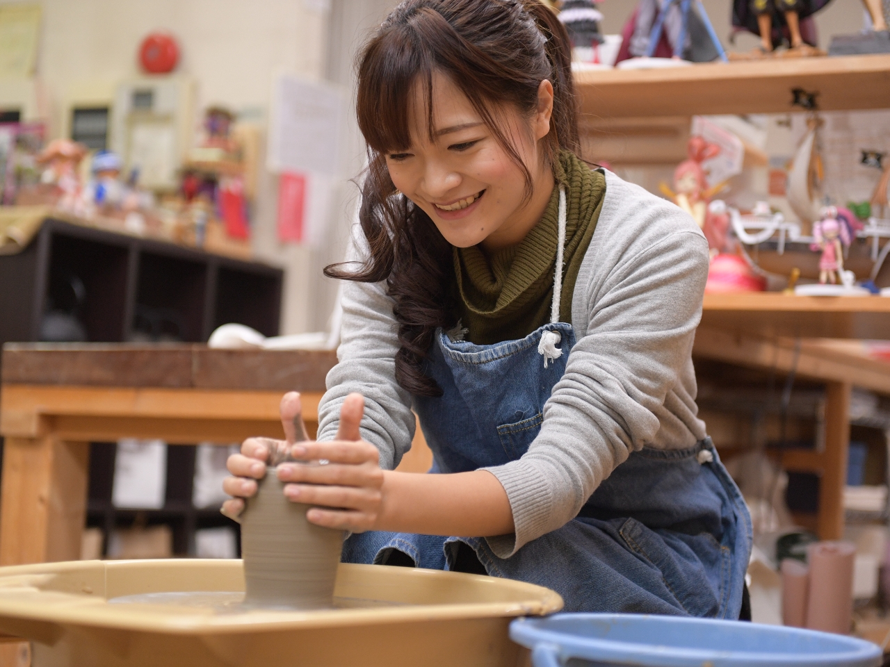 愛知県名古屋近郊・常滑市の陶芸教室で常滑焼陶芸体験!