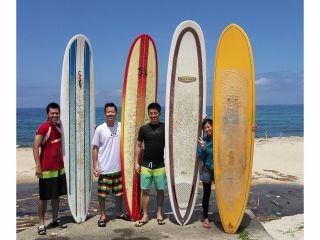 当店は、親切丁寧がモットーです!お客様に学びながら楽しくサーフィンしていただいております。