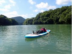水の上でこんなにのんびりできる事ってないかも?!レイクSUPならできちゃいます。