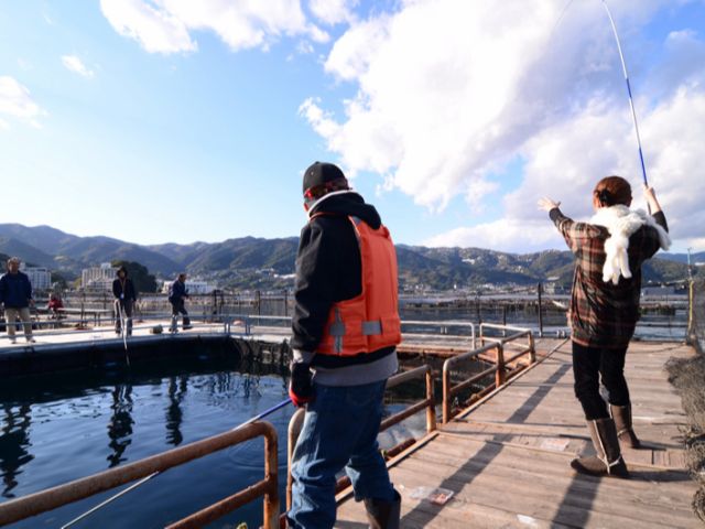 自分で釣った魚はうめぇぞ〜