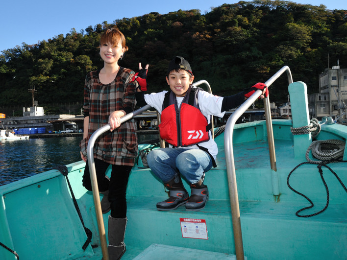 �D�ɏ���āA�C��ނ�x�ցI�Q������1,000(�ŕ�)�ł��B�ނ�l��7000(�ŕ�)�Ƃ݂�ȂŎg���܂킷���Ƃ��ł���̂ŁA�݂�ȂŒ��ǂ��ނ�����܂��傤�I