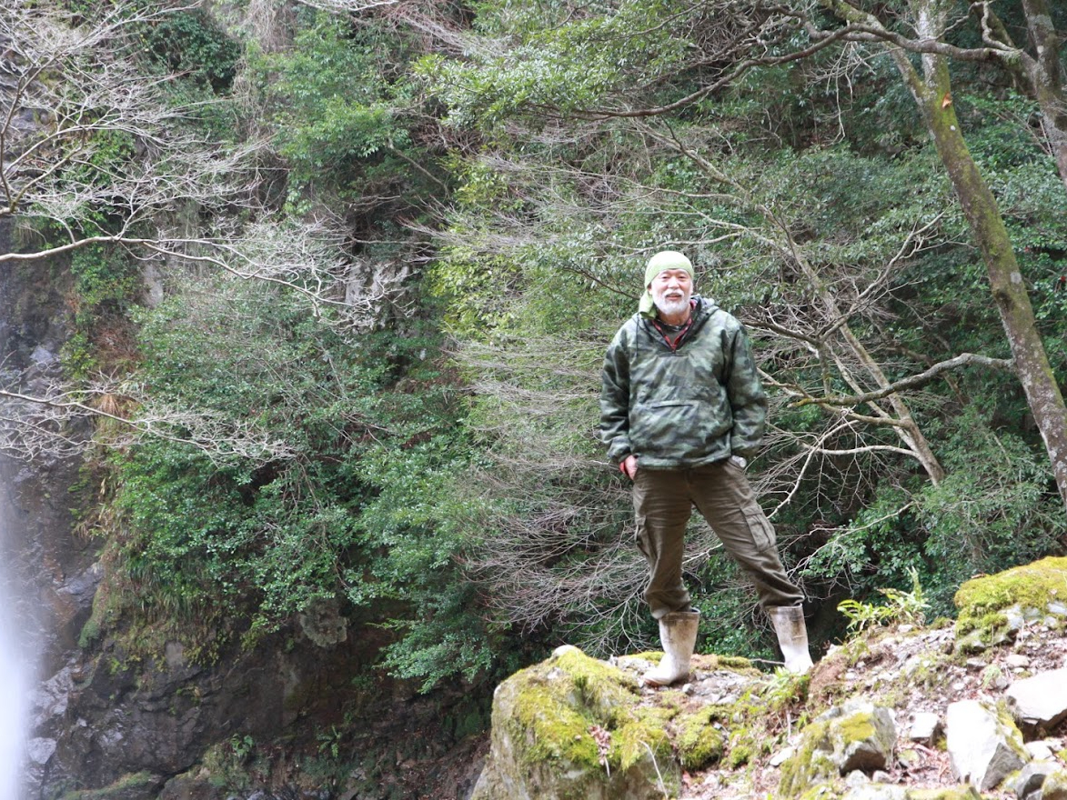 lƂĂ̂Đlł͂܂Bނ̓vtFbViȃAEghAKChł