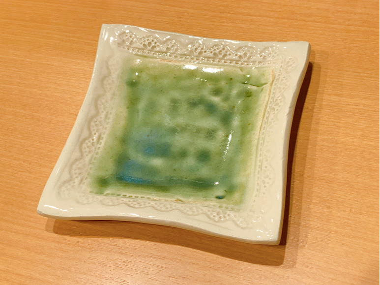 lpMfGłB̑fނgĉɖ͗lĂ܂B