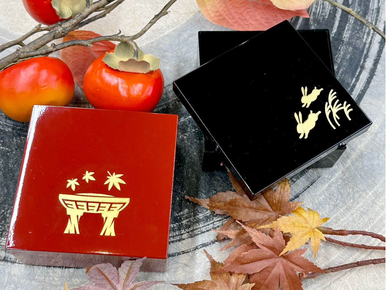 ひがし茶屋街で「箔一」の金箔体験!箔貼り名人コース「小物入れ」