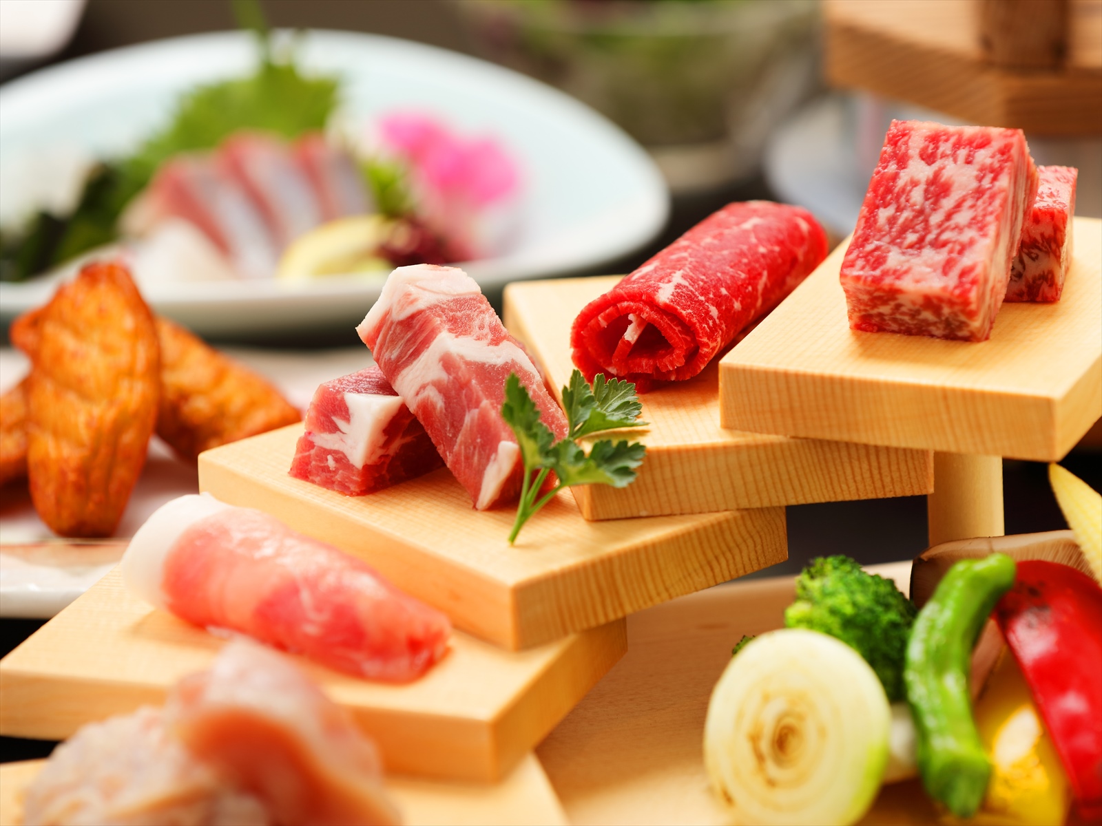 1日5組限定 ときめきランチ お肉のかいだん 鹿児島の三大黒肉ブランドの食べ比べランチ 天然温泉入浴付 鹿児島黒牛 と 六白黒豚 黒さつま鶏 の溶岩焼きに舌鼓 休暇村 指宿 じゃらん遊び体験 1日5組限定 ときめきランチ お肉のかいだん 鹿児島の三大黒肉ブランドの食べ比べランチ 天然温泉入浴付 鹿児島黒牛 と 六白黒豚 黒さつま鶏 の溶岩焼きに舌鼓 休暇村 指宿 じゃらん遊び体験