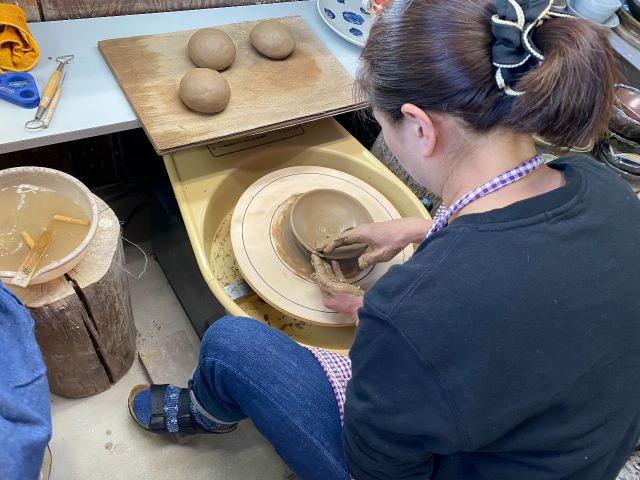 電動ロクロ体験もできます♪