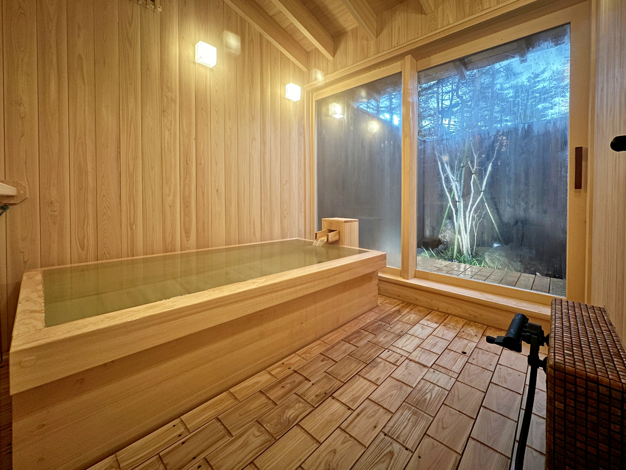 貸切風呂「湯檜」