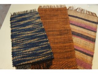 約11センチ×20センチのミニセンター。