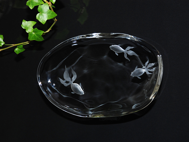 素敵な金魚のデザイン小皿♪