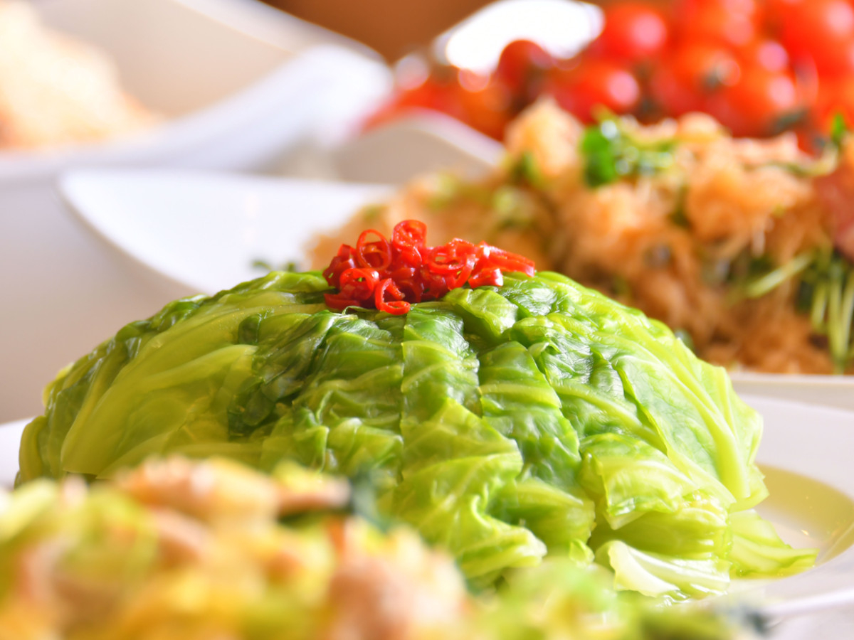 【和洋中ディナービュッフェ】キャベツを丸ごと漬け込んだホテルオリジナルの漬物も ※イメージ