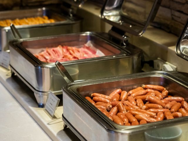 ウインナーやベーコンなどの洋食メニュー