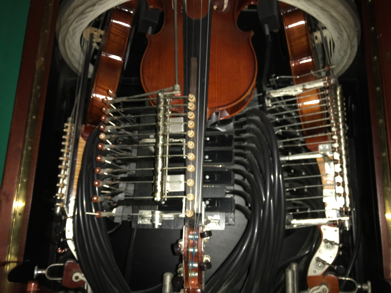 E8Ԗڂ̕svcƌꂽAtoCI̎y߂܂B