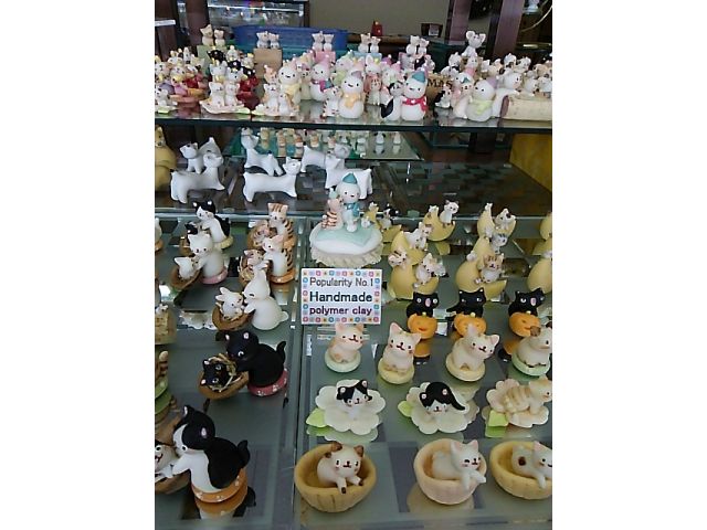 店内には可愛い手作り猫グッズがいっぱい!ここでしか買えない手作り雑貨を旅の思い出・お土産にぜひどうぞ♪