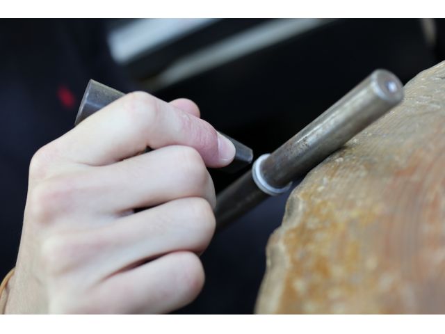難易度は比較的低めですので不器用な方でも安心して作業が出来ます。