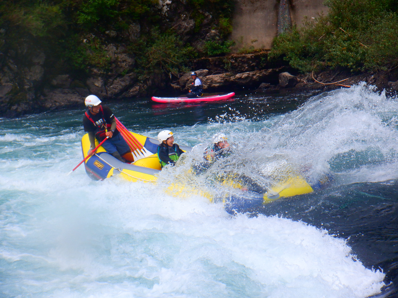 �����̐��ʎ���Ŏv���؂萅�����Ԃ�y�T�[�t�B���z���̌��ł���I(�ߑO�R�[�X�̂�)