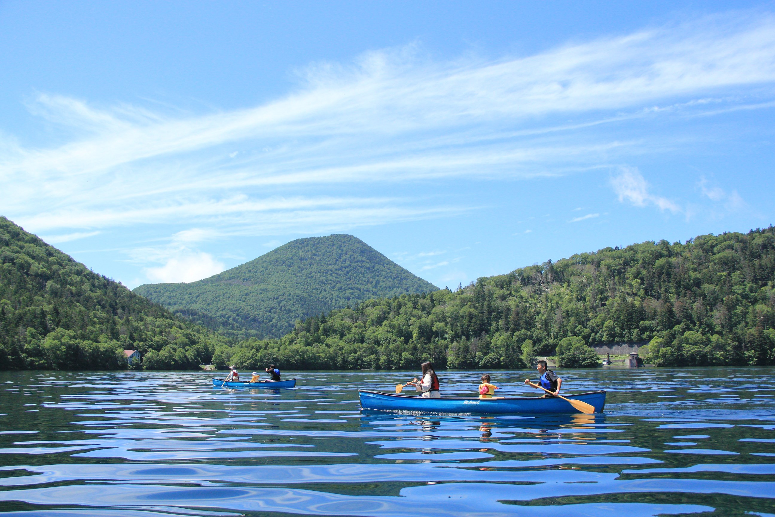 3歳のお子様から一緒に体験可能です!初めての水辺のアクティビティにもってこいですよ♪