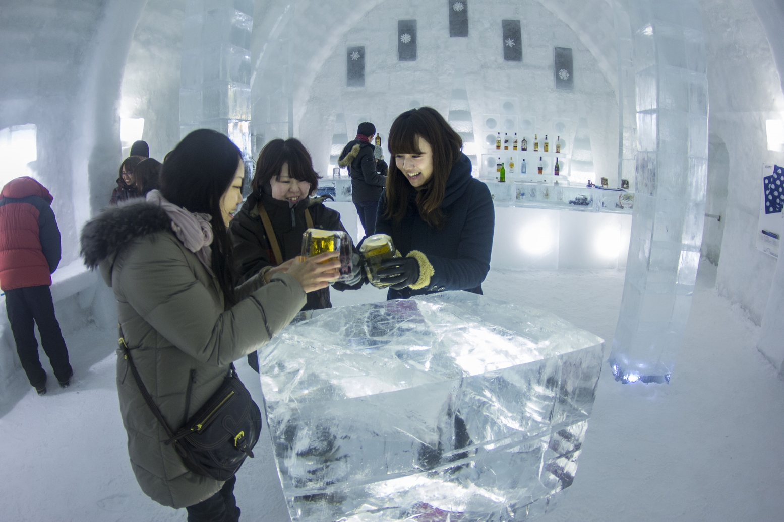 �A�C�X�o�[�Ŋ��t���~�̃R�^���𖞋i���܂��傤