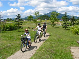 家族みんなでニセコの街を気持ちよく走ろう!