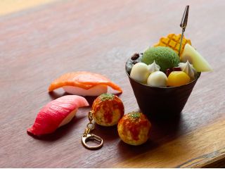 選べる制作体験!当日は、たこ焼き・お寿司・抹茶パフェの中から、お好きな食品サンプルをお選びいただけます。どれも人気で迷ってしまうかも?