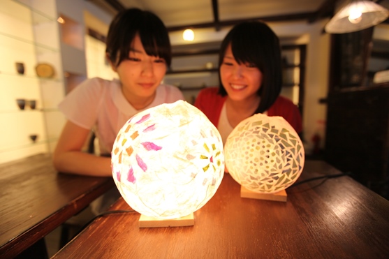 照明クラフト一日体験 手作りではじまるここち良い生活 和紙のあったか間接照明 お一人様 女性同士 カップル ファミリーに ゆう工房 東京青山教室 陶芸 銀アクセ ガラス工芸 じゃらん遊び体験 照明クラフト一日体験 手作りではじまるここち良い生活 和紙のあったか間接照明 お一人様 女性同士 カップル ファミリーに ゆう工房 東京青山教室 陶芸 銀アクセ ガラス工芸 じゃらん遊び体験