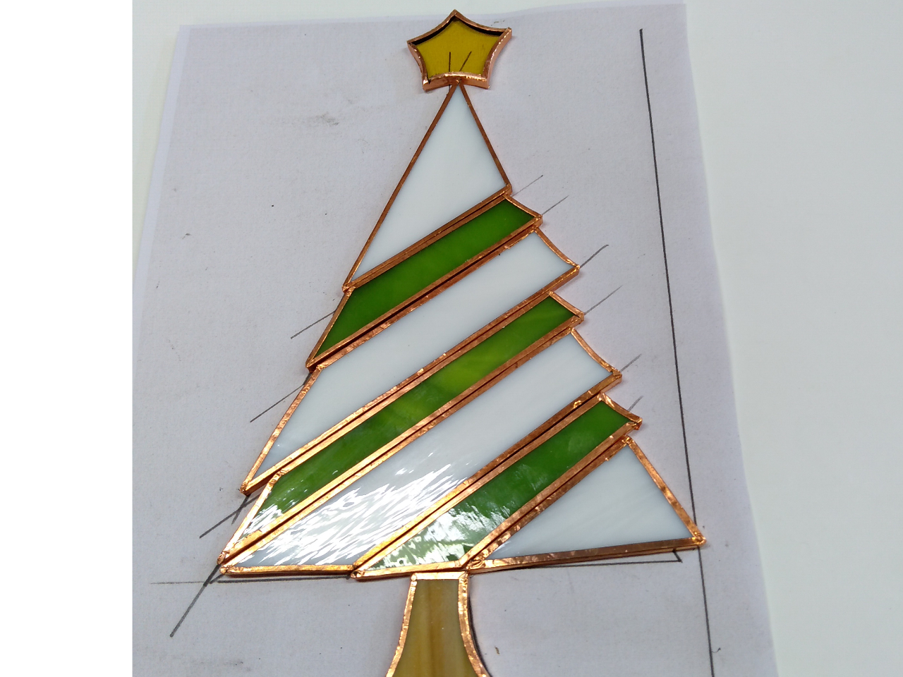 gݗĐ}ʂɕׂāAn_t܂