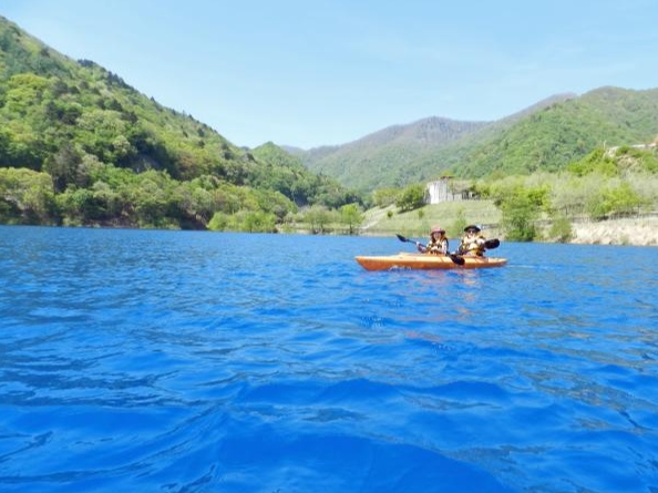 四万川ダムを一望!