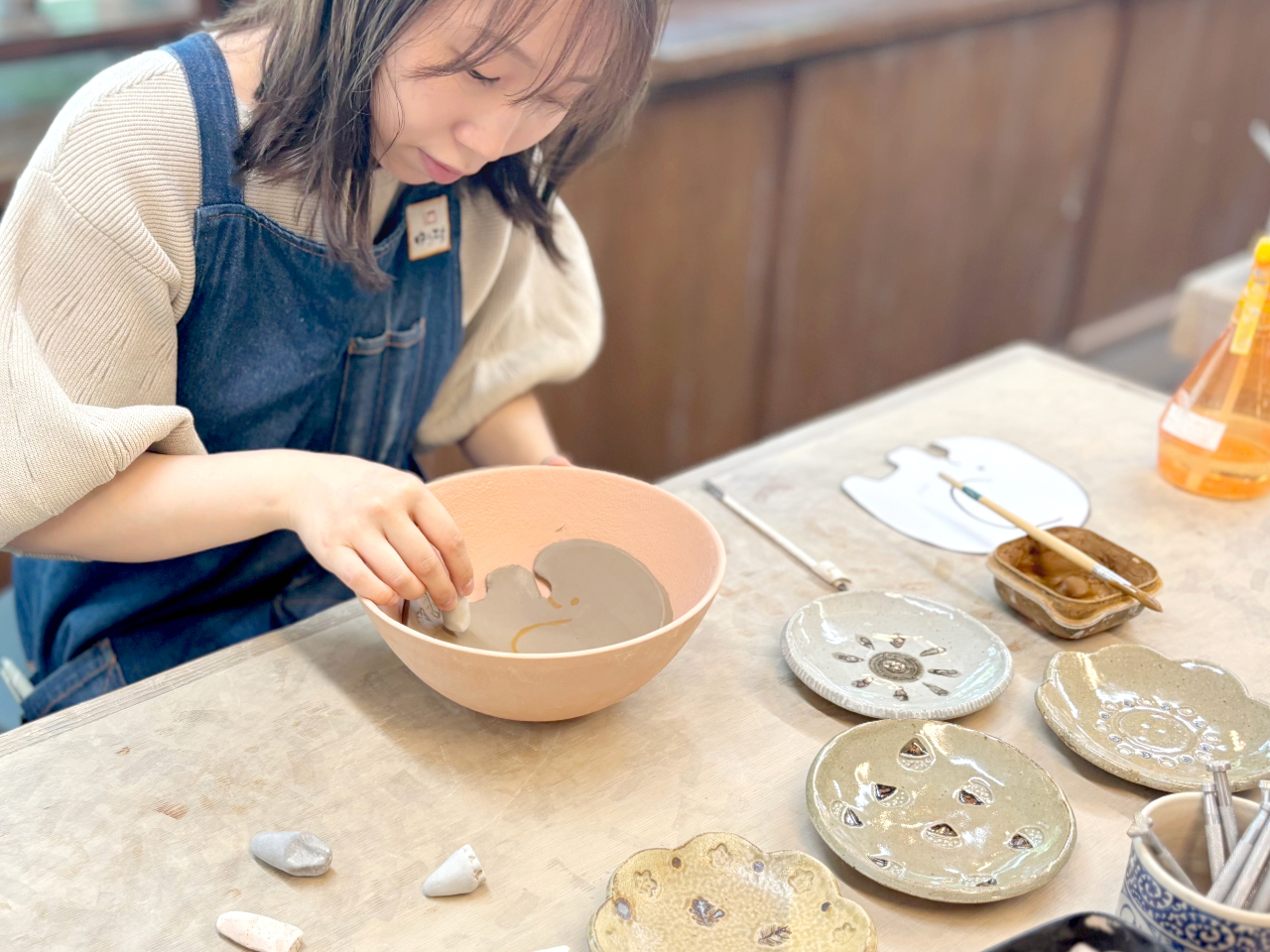 大阪・梅田】動物、海の生き物、お花のモチーフから選べる板皿を手作り