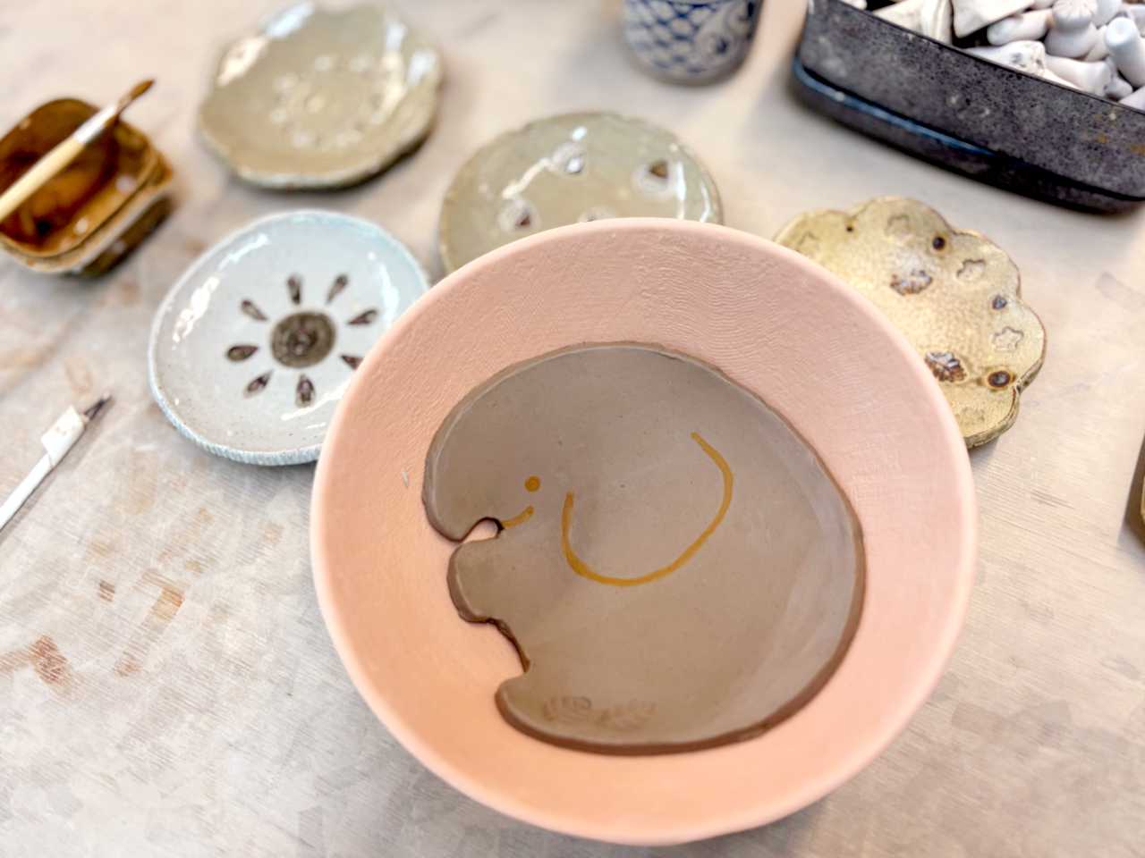 大阪・梅田】動物、海の生き物、お花のモチーフから選べる板皿を手作り