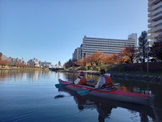 秋はカヤックから紅葉も