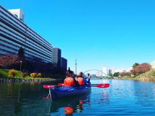 初冬カヤック! 澄み切った青空×スカイツリーの絶景