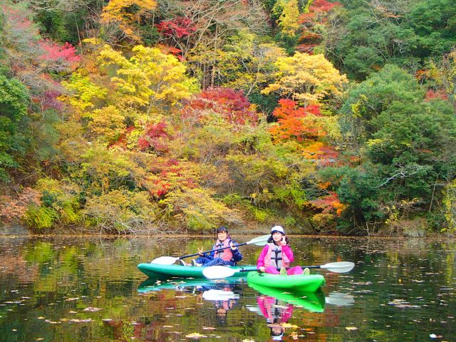 秋は紅葉が素晴らしい景色の竜神峡。紅葉祭りも開催されます。