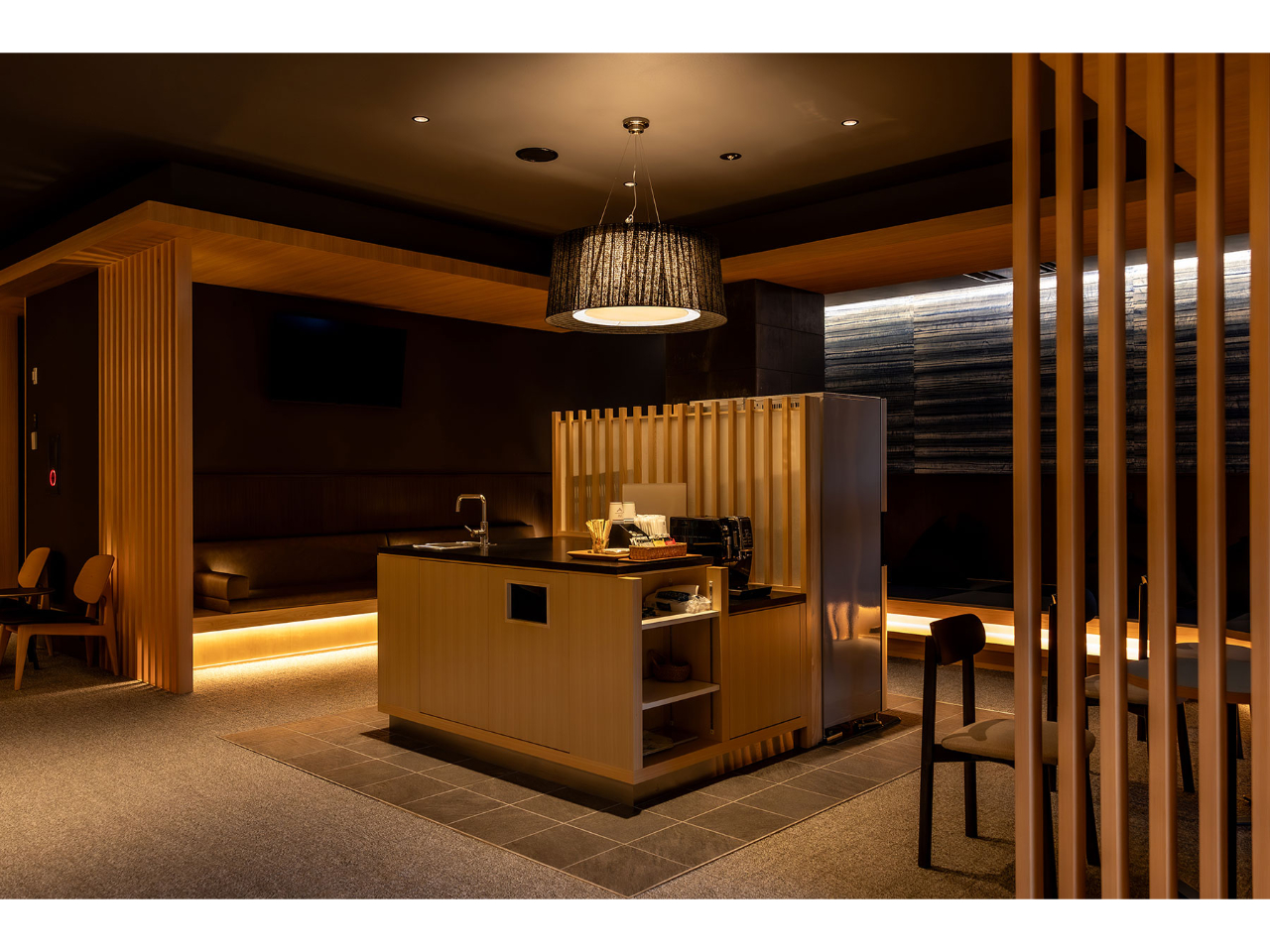 yVفEEWzR[q[EgEÉEȂǂ̃t[hNo[p܂B