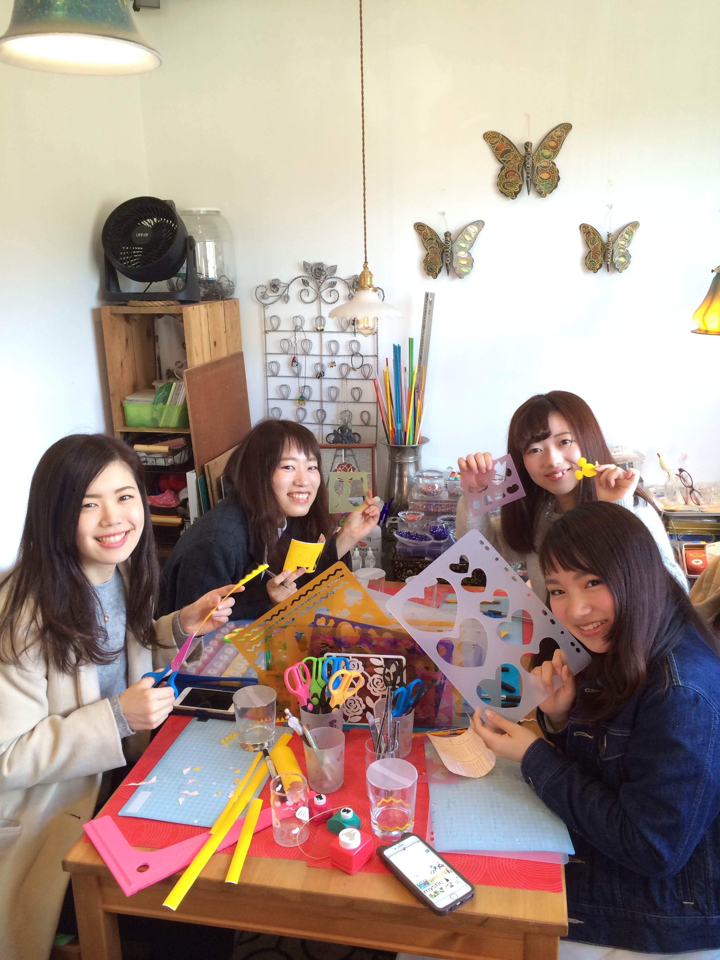 卒業のお祝いに仲間と作るガラス体験