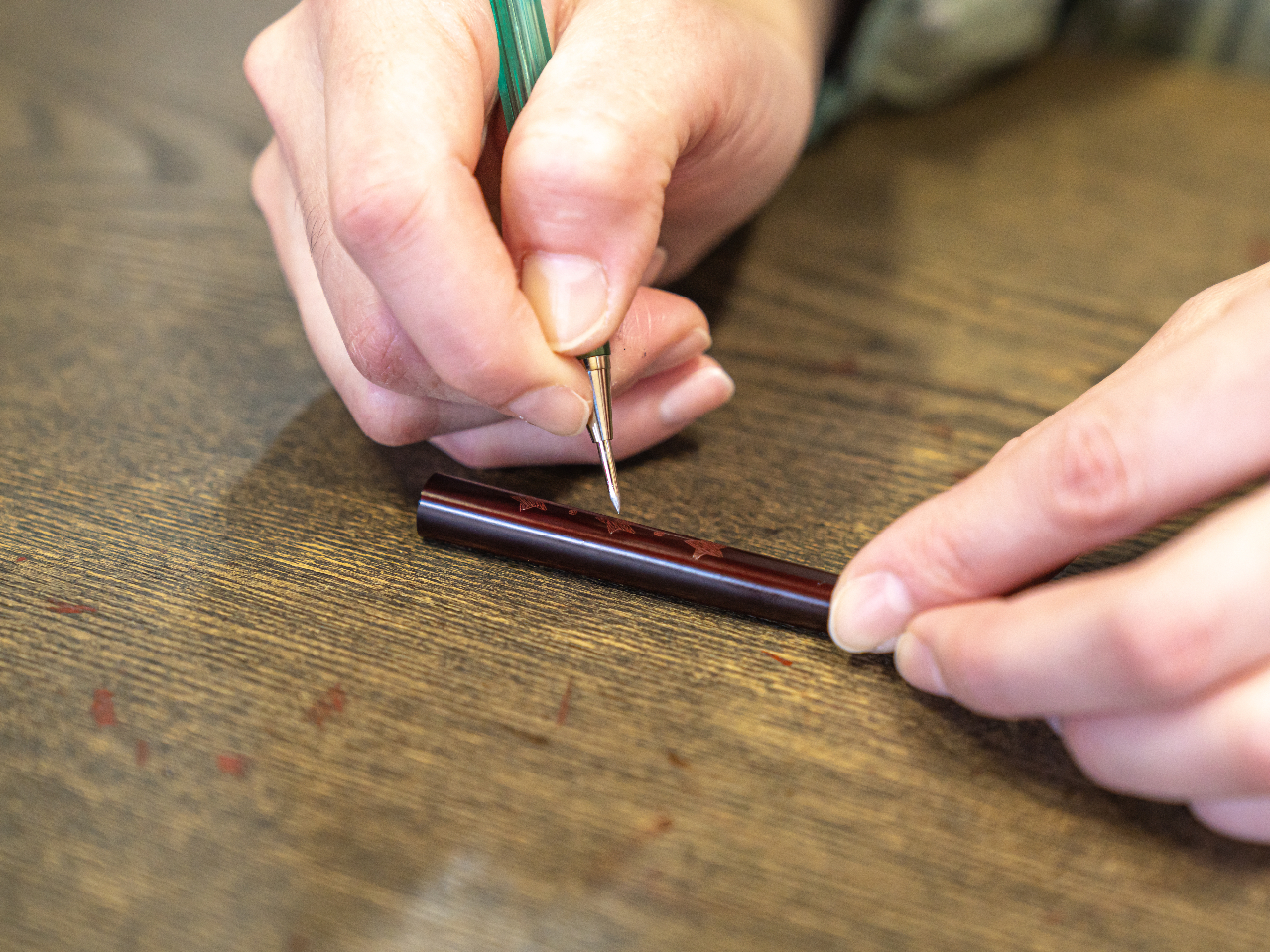<手ぶらOK★>自分だけのオリジナル輪島塗My箸づくり【沈金(金or彩)】<土日...