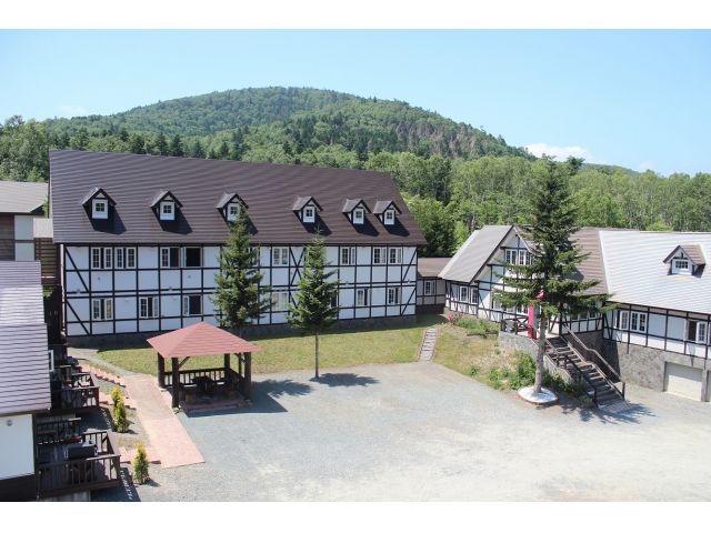 ◆グレーシィトマム◆宿泊も予約受付中!トマムに位置し、鳥もさえずる大自然の中の宿。アクティビティとセットになったお得なプランもご用意しております♪