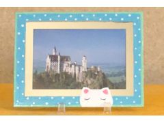 写真たてのフチにカラフルな絵をかいて、月岡温泉の旅の思い出の写真を入れて飾るのもいいですね。
