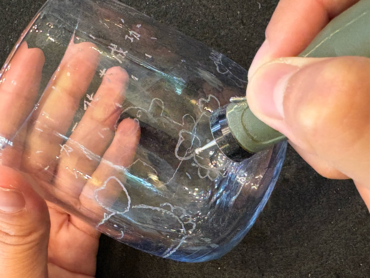 自分で型紙を作って好きな柄を入れてもOK