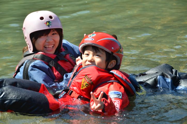 ちびっこ達！勇気を出してじゃまーんをやっつけろ！！4歳から