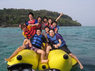 泳げない方でも大丈夫♪バナナボート&シュノーケルのお得なセットプラン!