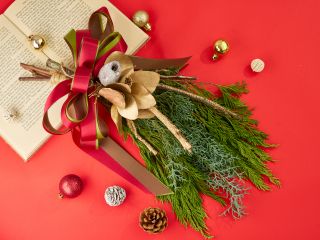 自然の香りと彩りを束ねる、心あたたまるクリスマス時間