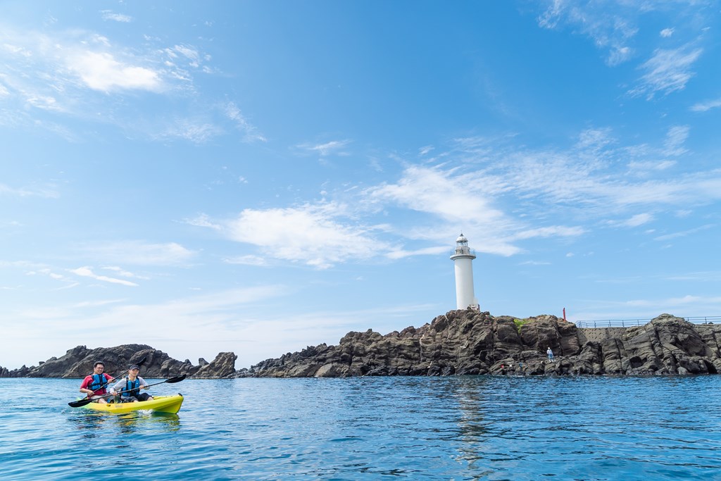 浜風を全身でうけながら、日本海をめいいっぱい楽しめます。