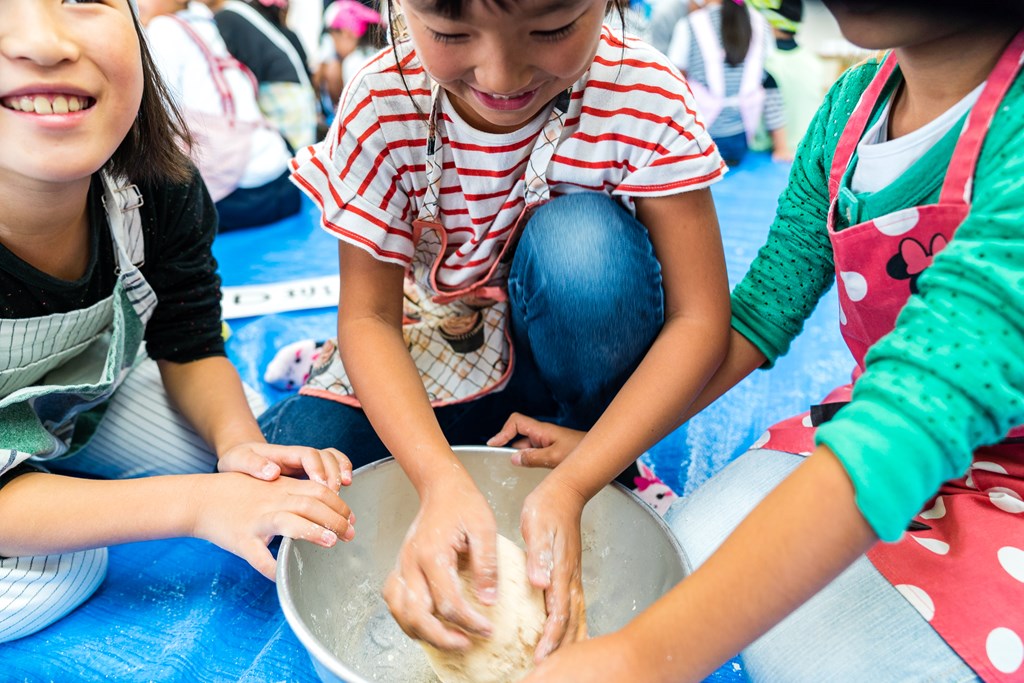 こねている様子