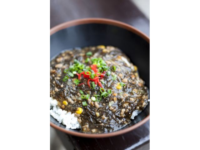 The沖縄 よみたん むら巡い 都屋コース 読谷を食べつくそう ランチ付き 新名物 もずく丼 や紅芋など地元グルメ を満喫 女性 ファミリー歓迎 読谷村観光協会 じゃらん遊び体験 The沖縄 よみたん むら巡い 都屋コース 読谷を食べつくそう ランチ付き 新名物 もずく丼 や紅芋など地元グルメ を満喫 女性 ファミリー歓迎 読谷村観光協会 じゃらん遊び体験