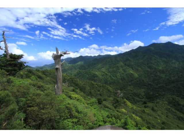 絶景の太鼓岩へ