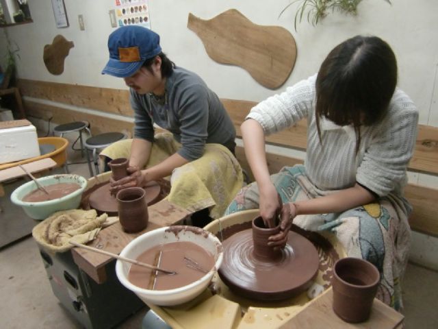 よそ見もできません。真剣です。