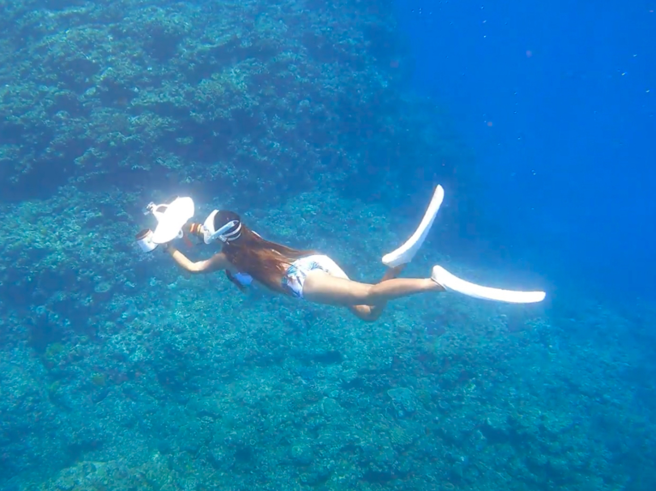 水中スクーターのレンタルもやっています