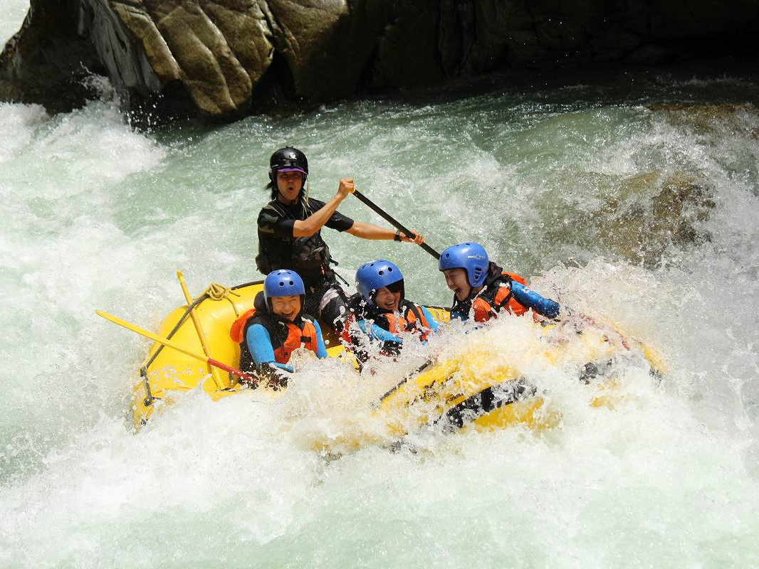 �t����Ŋy���߂錃�����t�e�B���O�I������㗬�͐�����V�[�Y���ɂ͐��E���x���̌����ɑ�ϐg��