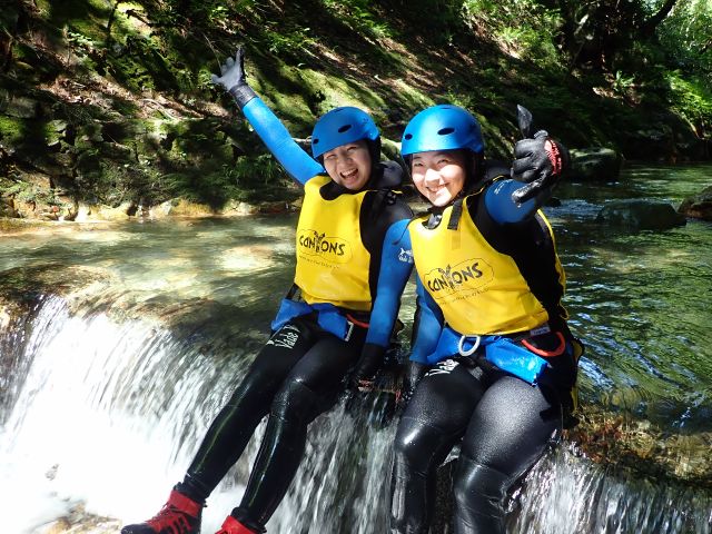 キャニオンズみなかみ:2025年夏!開催予定★キャニオニング フォックスコース 半日プラン【少人数制】