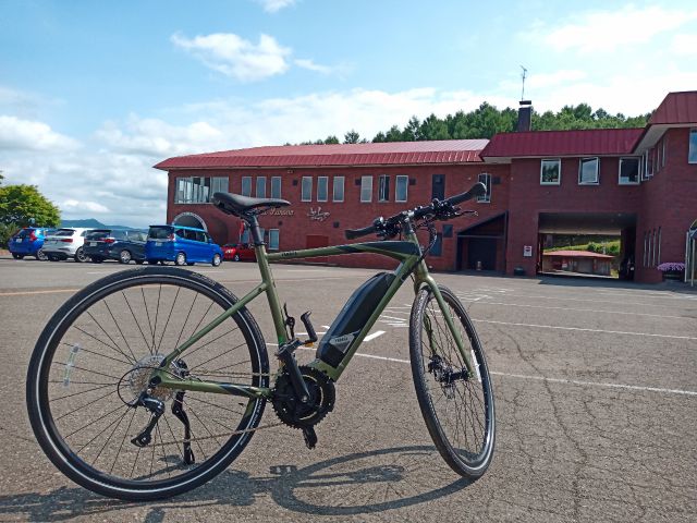 富良野ネイチャークラブ:E-BIKE(電動アシスト自転車)レンタルYPJ-EC【1日コース】-長い移動時間を楽しい思い出に変える!